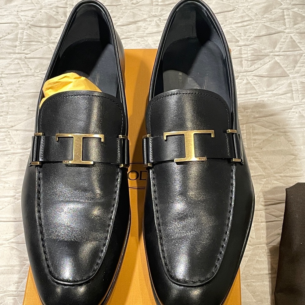 Tod’s Men’s Slip-on Black Loafer Shoes